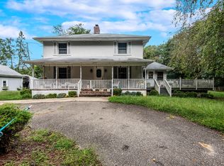 240 Stonehill Rd, Freehold, NJ 07728