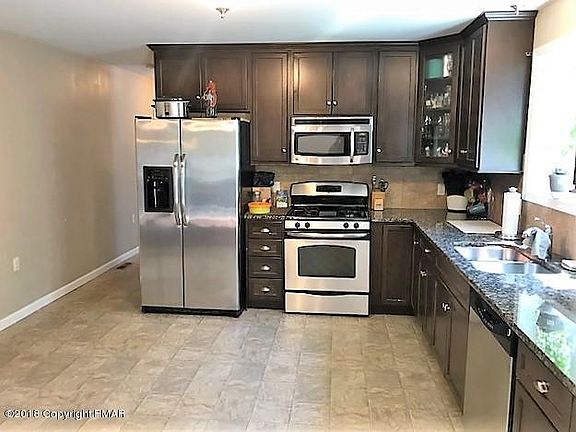 5th image of 7610 Longdon Ct
