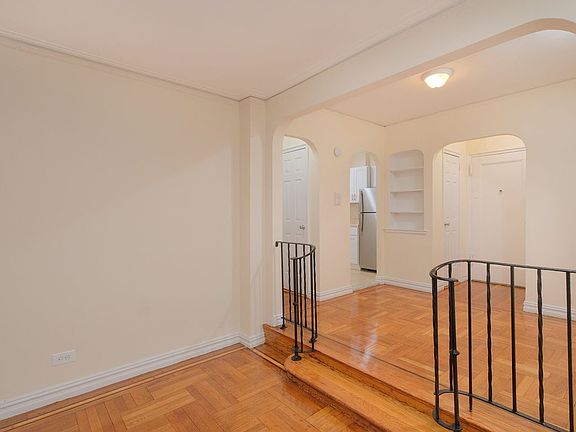 5th image of 2685 Creston Ave APT 4M
