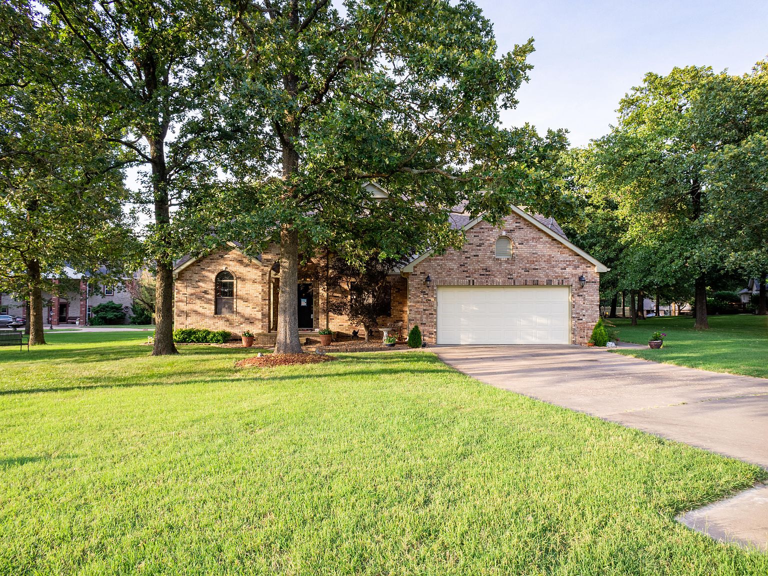 100 E Briarbrook Ln, Carl Junction, MO 64834 Zillow