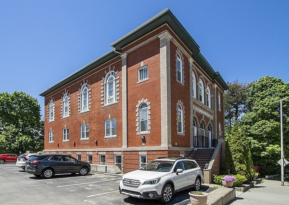 32 Providence St APT 2, Worcester, MA 01604 Zillow