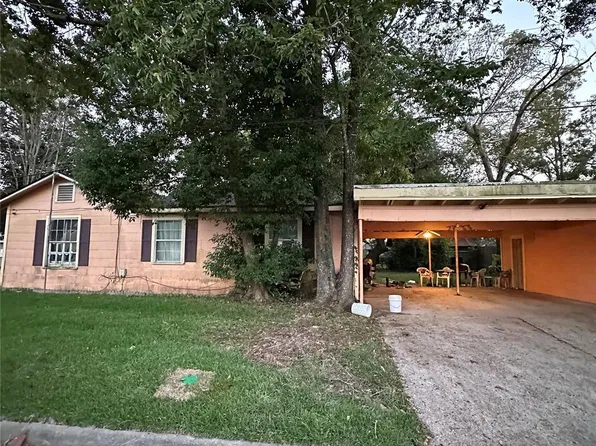 419 Maryland St, Liberty, TX 77575