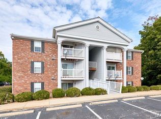 1960 Marine Terrace Dr #K, Maryland Heights, MO