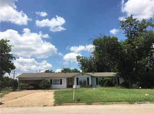 801 Montgomery Rd, Graham, TX 76450