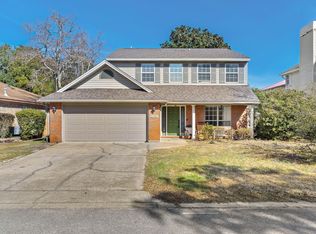 803 Forest Cove Ct, Mary Esther, FL 32569