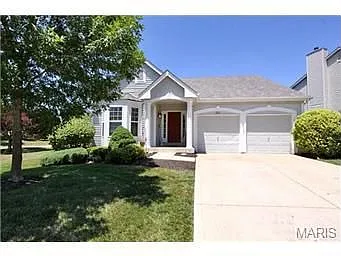 201 Greenshire Ln photo 1