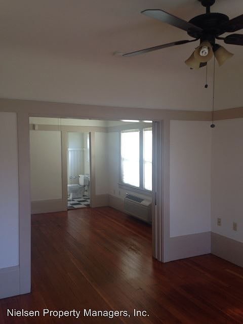 1st image of 901 26th St APT 01S