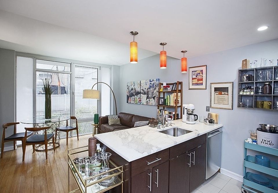 1st image of 350 W 53rd St APT Thi
