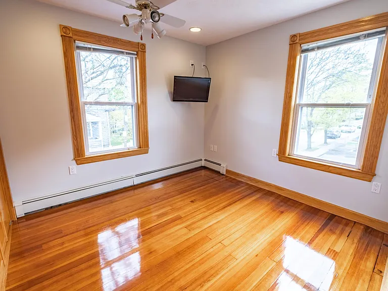 19 Faxon St — Photo 10