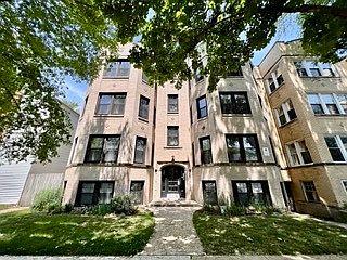 1st image of 2218 W Granville Ave #2