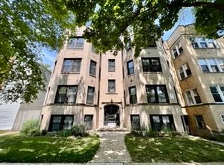 2218 W Granville Ave #2, Chicago, IL 60659