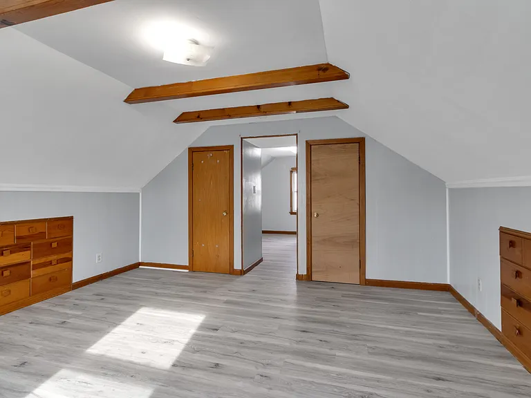 495 Zimmerman Blvd — Photo 16