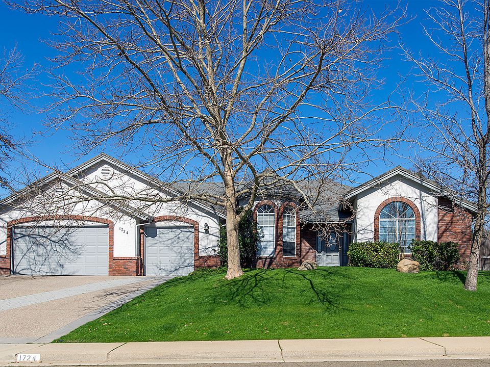 2nd image of 1724 Crosby Ln