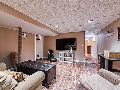 325 Bullock St — Photo 2