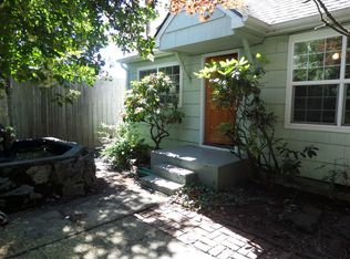 819 A St, Springfield, OR 97477