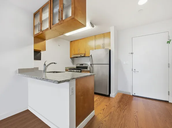 40-28 College Point Boulevard image 13 of 25