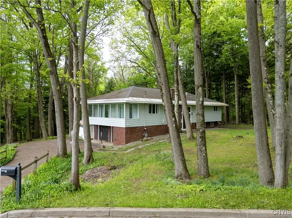 927 Ridgewood Rd, Herkimer, NY 13350