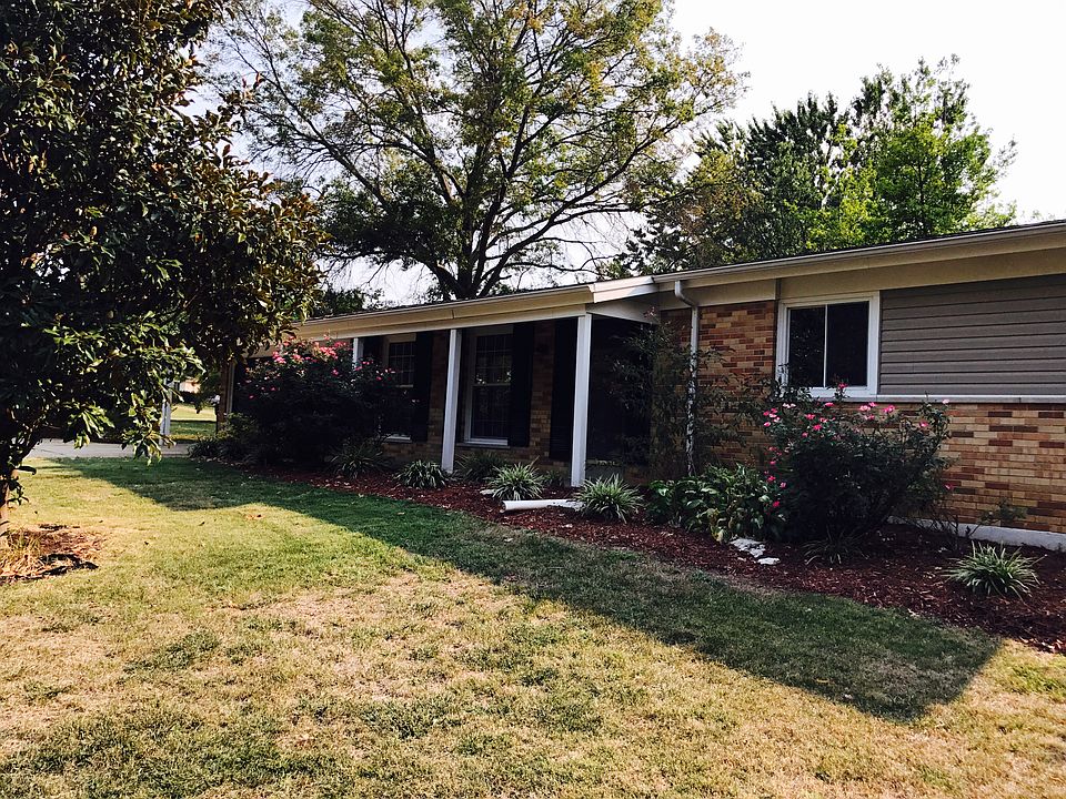 1st image of 758 Paschal Dr