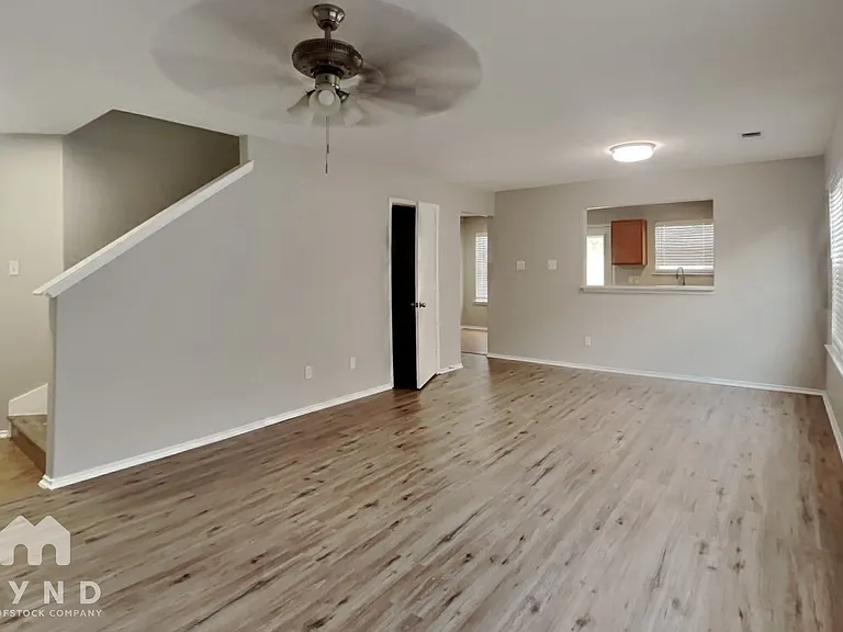 33119 Cottonwood Bnd — Photo 2