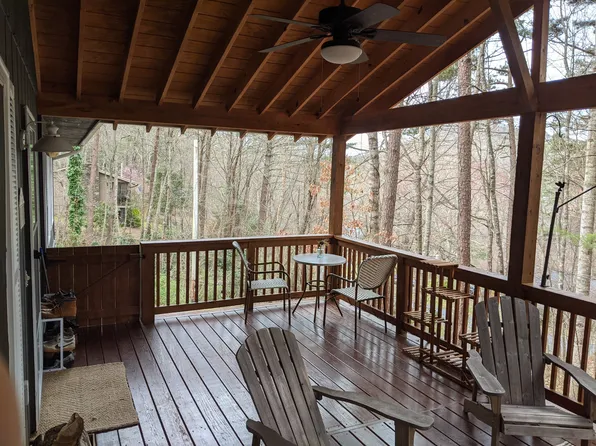 13 Smokey Mountain Dr, Swannanoa, NC 28778
