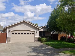 525 Whirlwind Dr NE, Albany, OR 97322