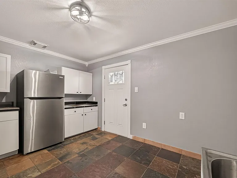 2120 Fulton St — Photo 5