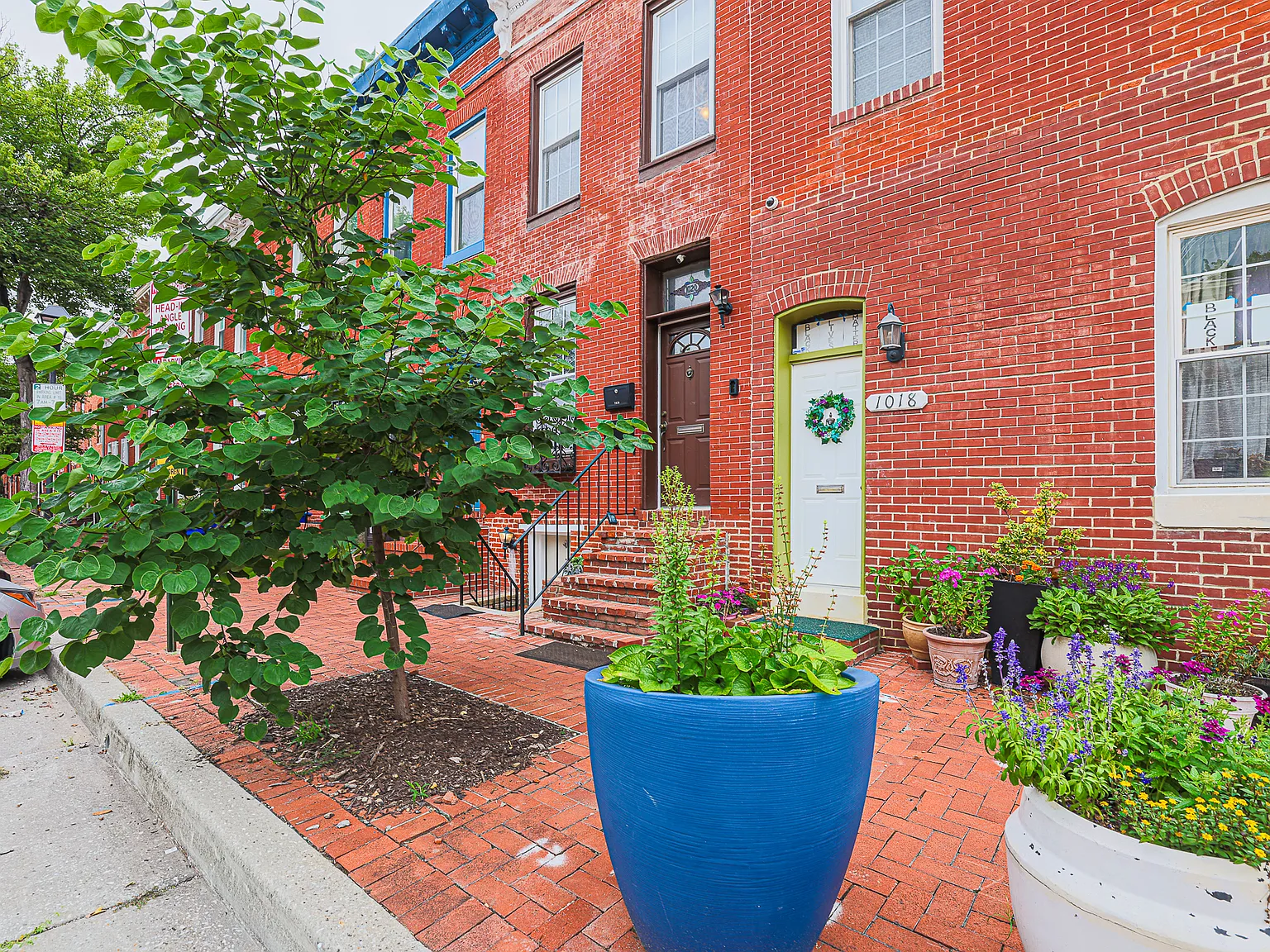 2 bed, 2.5 bath, 1150 sqft, $2,250 — Photo 1