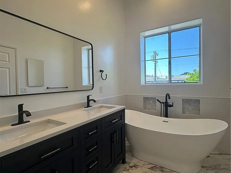 13508 Moorpark St #2 — Photo 49