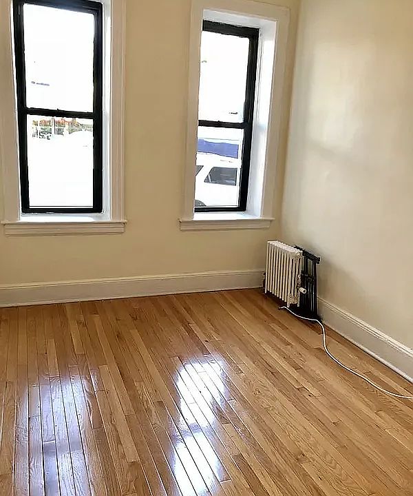 1st image of 4408 47th Ave APT A1