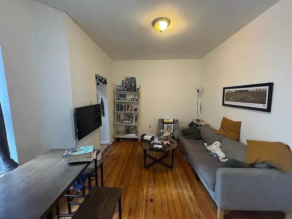 530 E 13th St #17