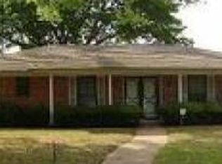 5717 Marblehead Dr, Dallas, TX 75232