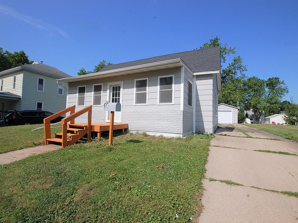1st image of 1515 Crawford St