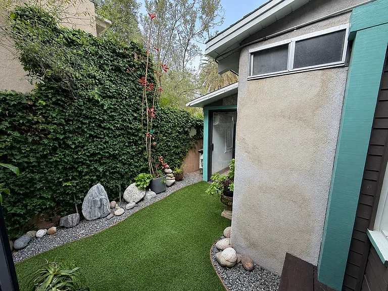 430 Altair Pl — Photo 29