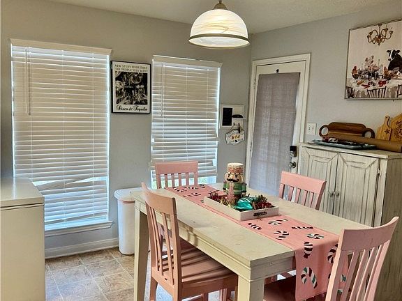 5th image of 4013 Southern Trace Ct