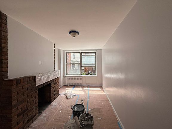 3rd image of 256 E 33rd St #2