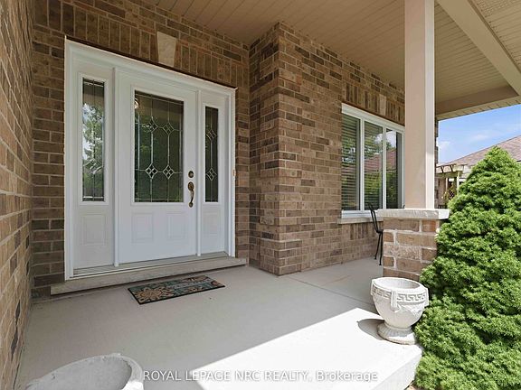 4th image of 3905 Rainbow Ln