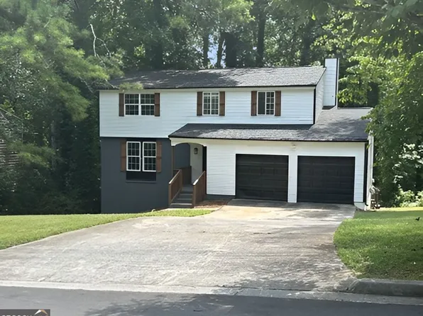 1906 Madras Ct, Lithonia, GA 30058