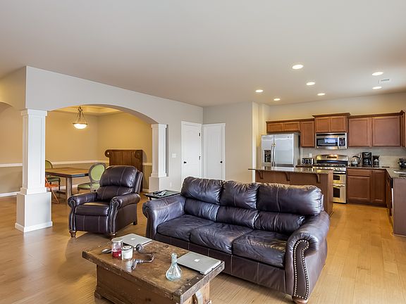 4th image of 4701 Greenwood Dr SW
