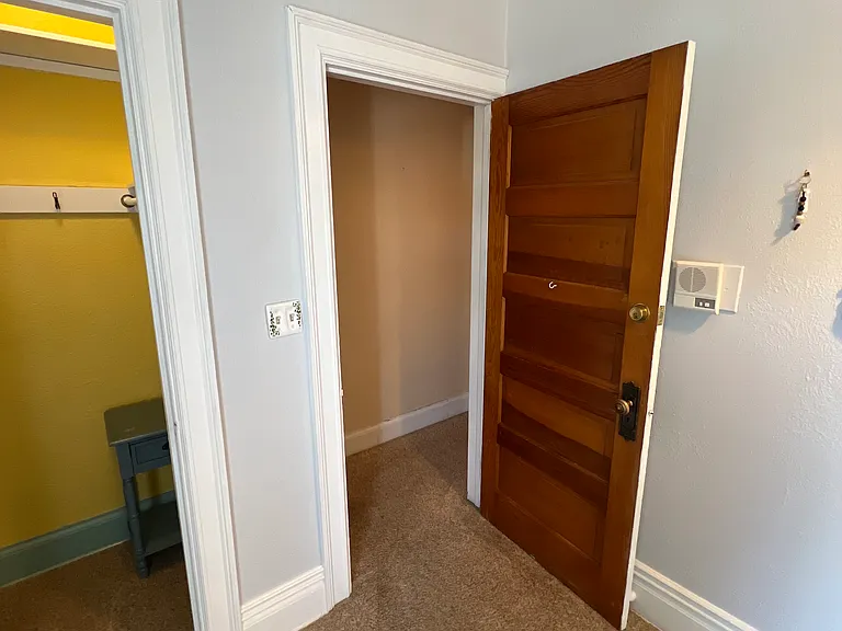 616 W Mulberry St #3 — Photo 3