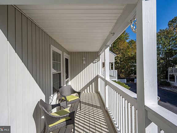 5th image of 34000 Cypress Ln Unit 194