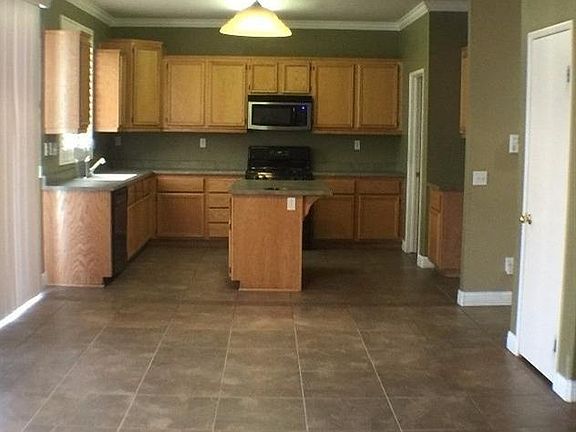 3rd image of 14243 Grayfox Ln