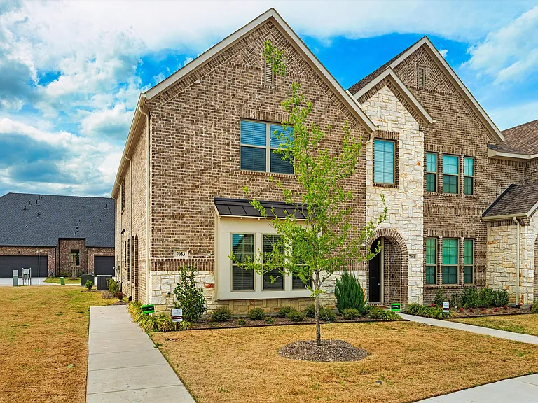 7053 Cedar Creek Dr — Photo 31