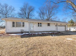 304 S 1st St, Tolono, IL