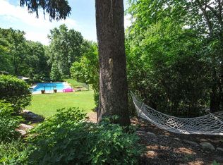 9 Pinebrook Rd, Monsey, NY 10952