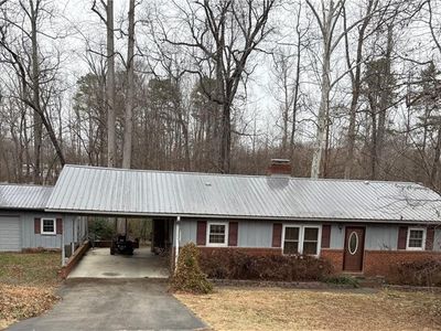 163 E Meadow Rd, Thomasville, NC, 27360