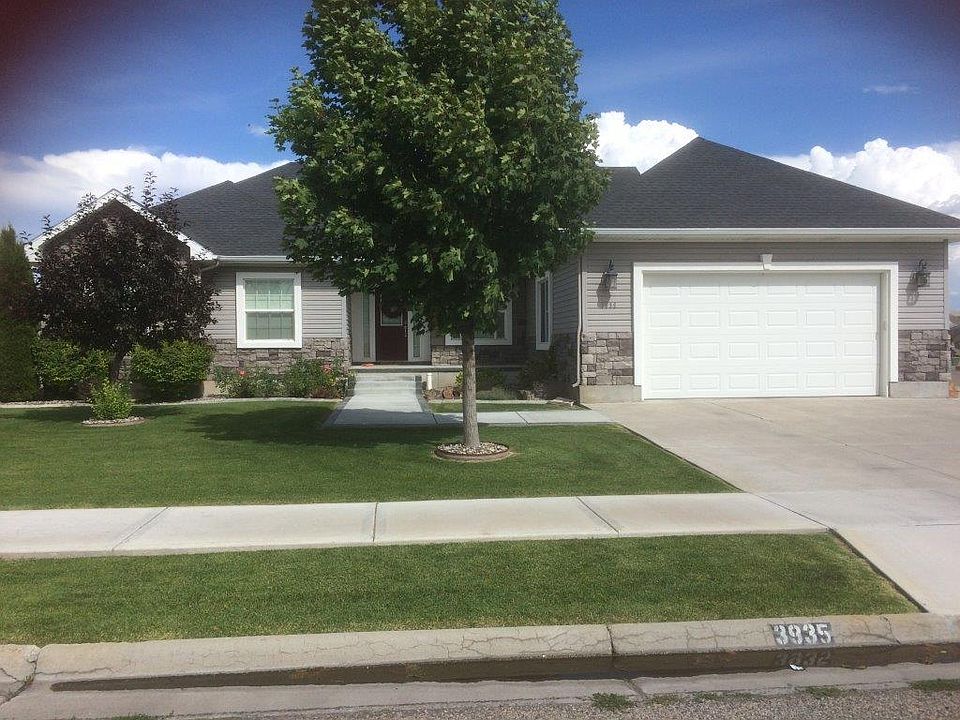 1st image of 3935 Shadow Mountain Trl