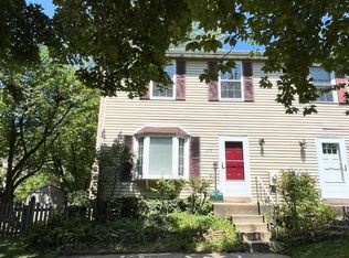 523 Bunker Hill Ct, Sykesville, MD 21784