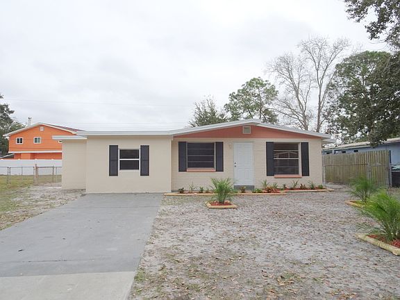 2nd image of 4609 Burkett Cir