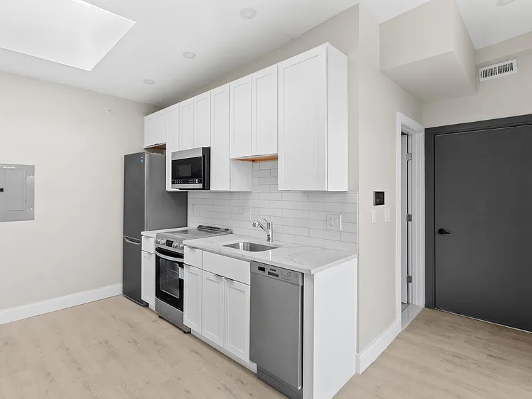 Tavolo Lofts — Photo 27