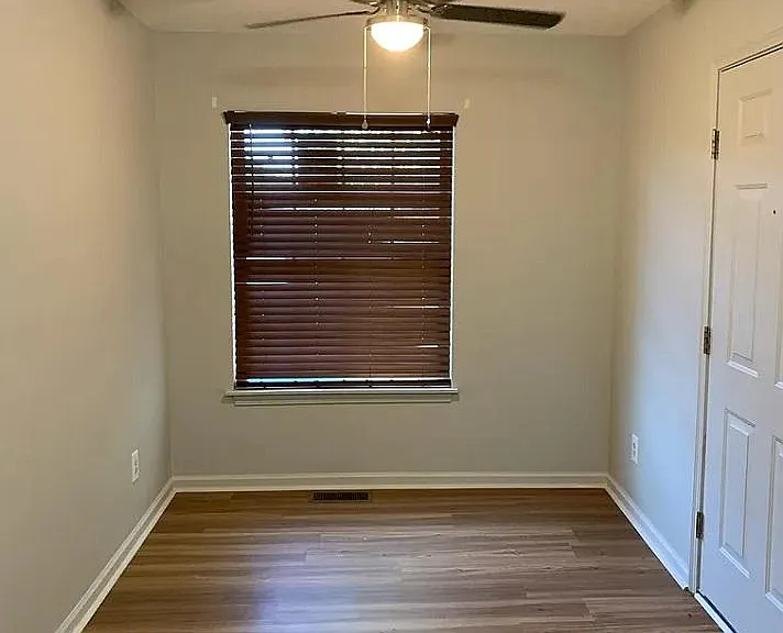 19 W Grady St #3 — Photo 8